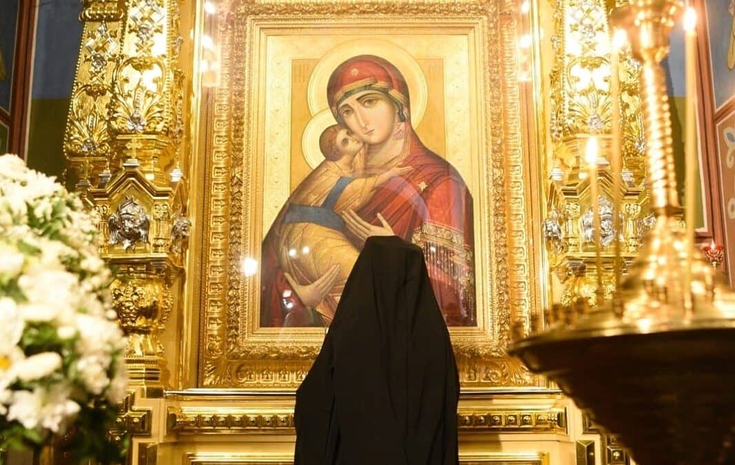 Землі вкраїнської святиня златоверха