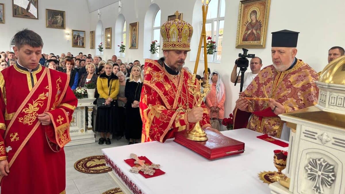 Архієрейське богослужіння та вшанування святих Кипріяна та Юстини у Тернополі