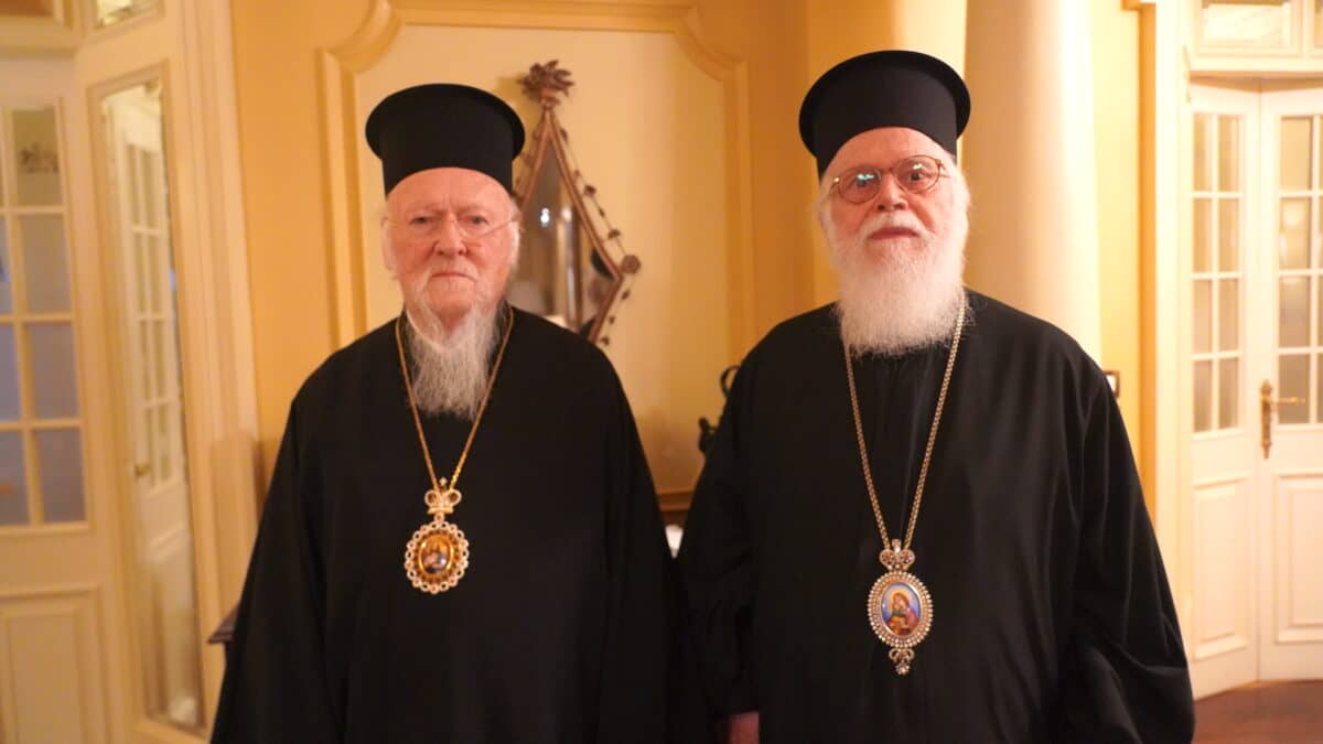 Вселенський патріарх Варфоломій та Архієпископ Албанії Анастасій зустрілися у Афінах