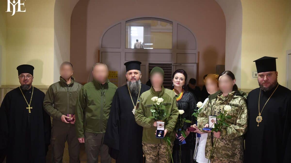 Митрополит Епіфаній відвідав військових героїв та реабілітаційний центр