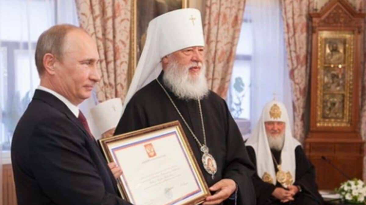 Митрополит Онуфрій: “Полковник Паканич, сушитє вьосла, ми приплилі…”