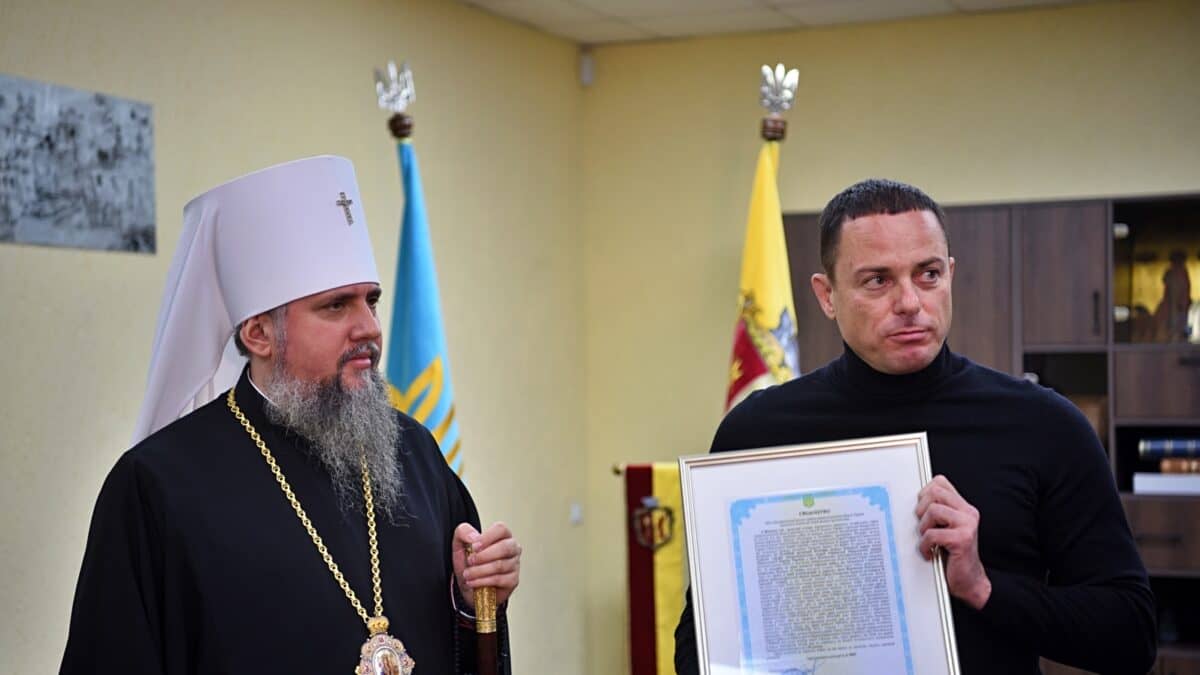 Блаженніший Митрополит Епіфаній відвідав Кам’янське та благословив майбутній храм ПЦУ