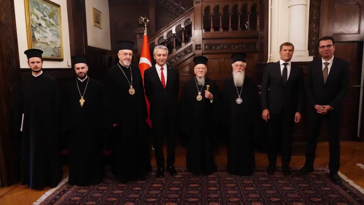 Візит Вселенського Патріарха Варфоломія в Афіни: Дипломатичні зустрічі та вшанування пам’яті