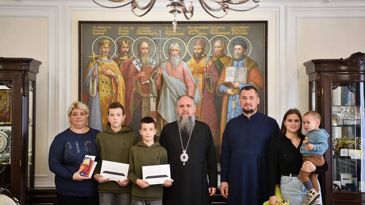 Митрополит Епіфаній зустрівся з сім’єю загиблого захисника України