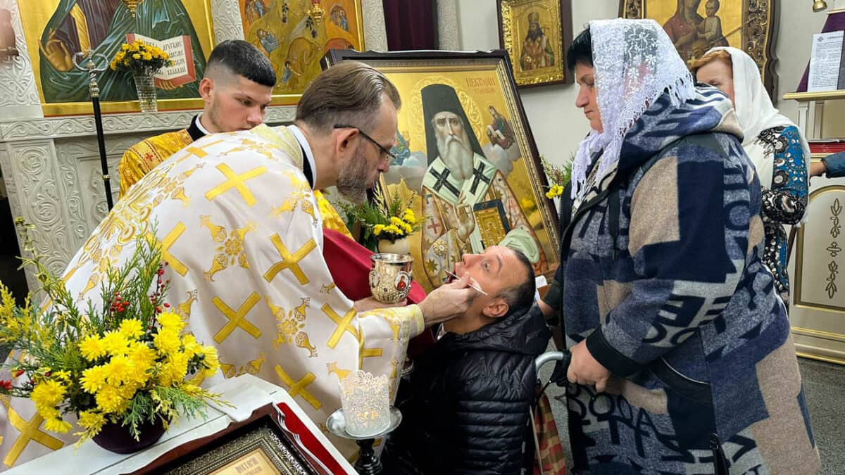ХУТІР ЯСНИЙ. В день престольного свята монастиря святителя Нектарія Егінського освячено монастирський образ небесного покровителя
