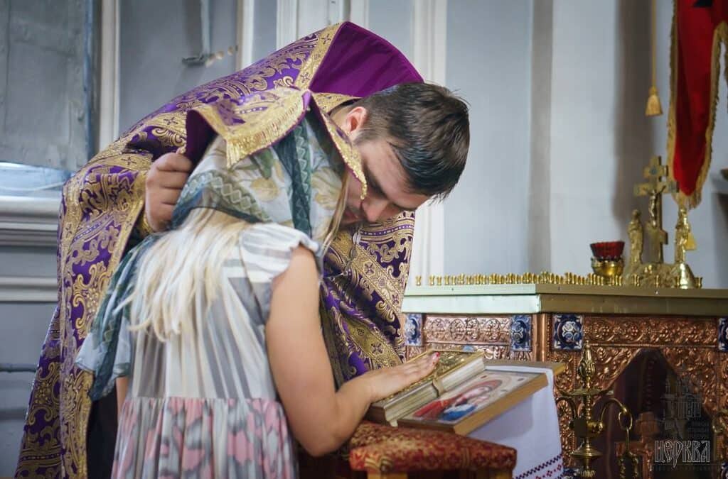 Таємниці Сповідального Аналою: Як слово може змінити душу