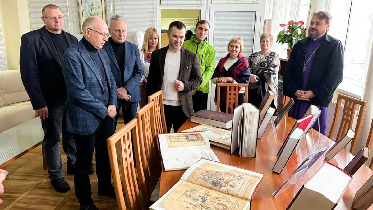 В Україні відсвяткували 301-річчя від народження Григорія Сковороди: культурні та наукові заходи в Університеті