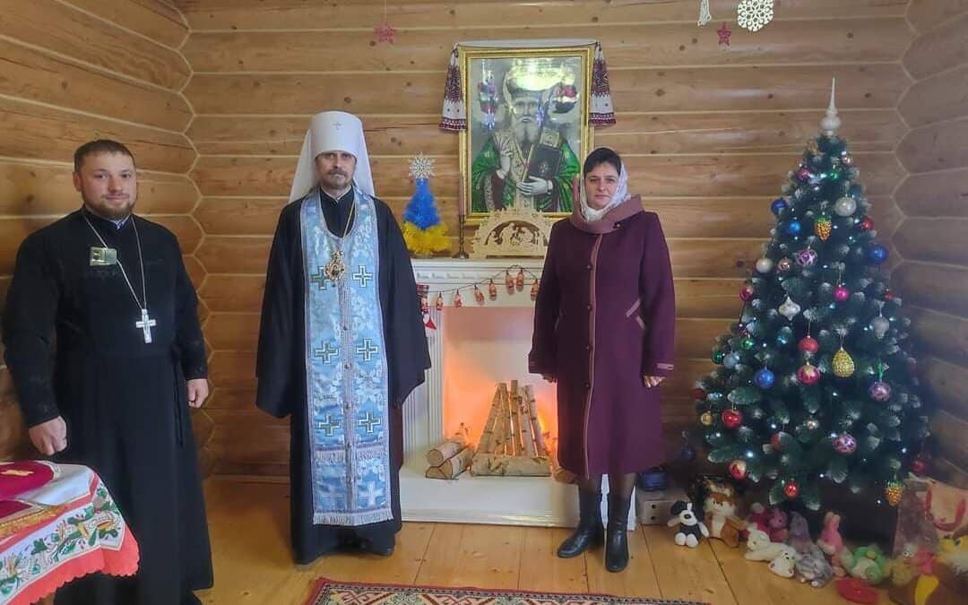 Мистецтво спілкування з небесним: Створення хатинки Святого Миколая