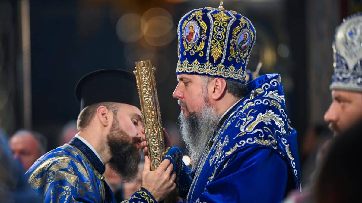 Божественна літургія на святкування Введення в храм Пресвятої Богородиці у Свято-Михайлівському Золотоверхому соборі