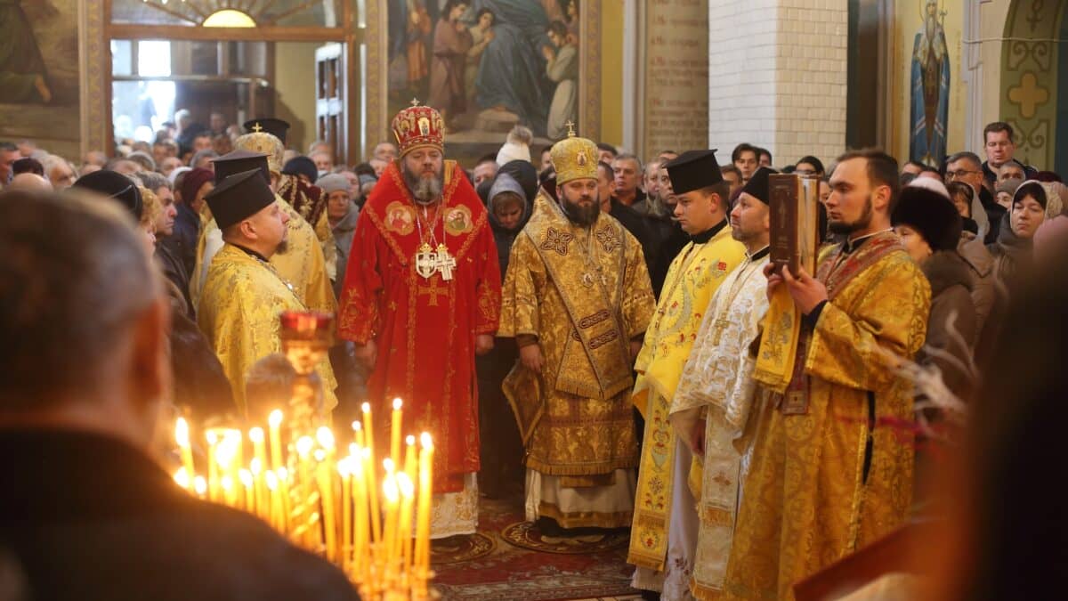 Унікальна Історія: Відновлення Богослужінь у Миколаївському Соборі Кременця після 191 року окупації РПЦ