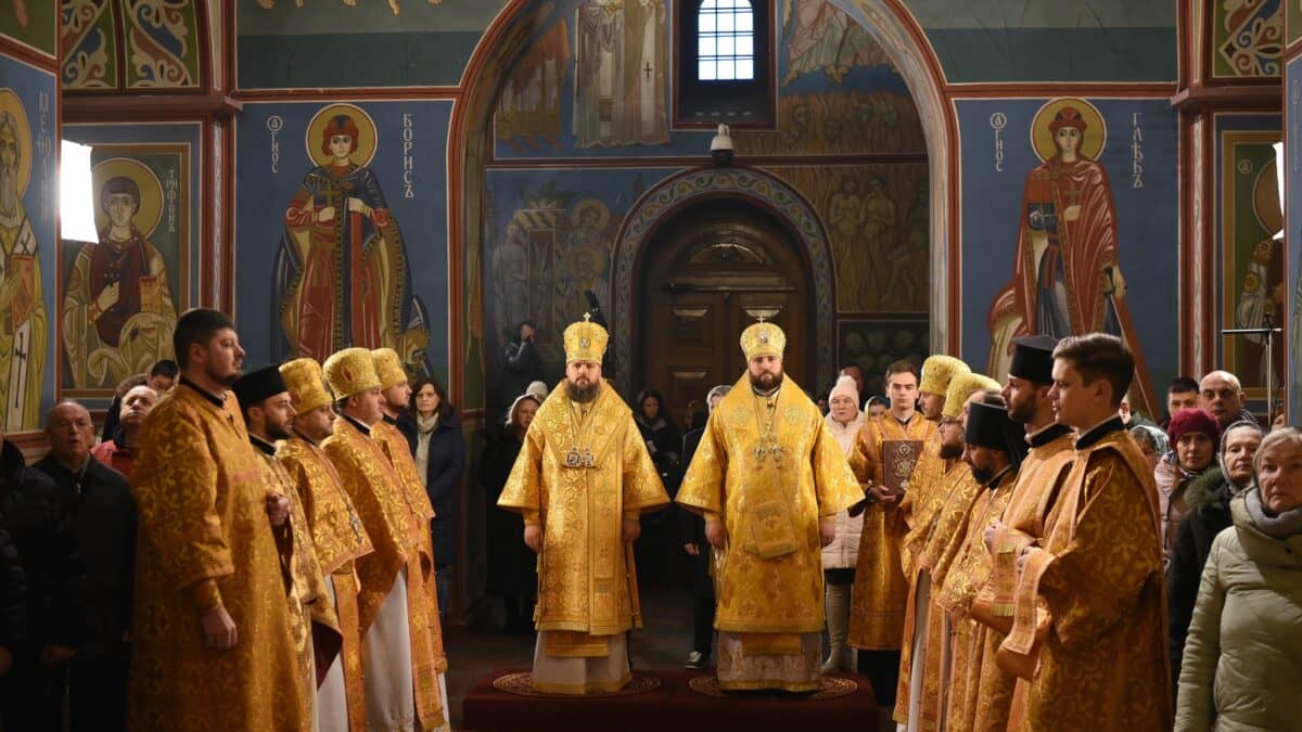 Духовна мудрість у словах: проповідь владики Єфрема на Божественній літургії