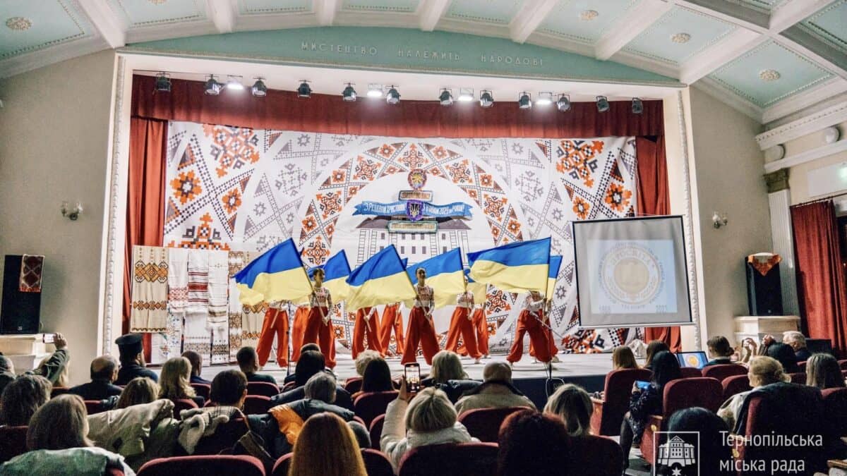 ФОТО/ Віра та Патріотизм: Молитва та визнання на 155-річчі Товариства “Просвіта”
