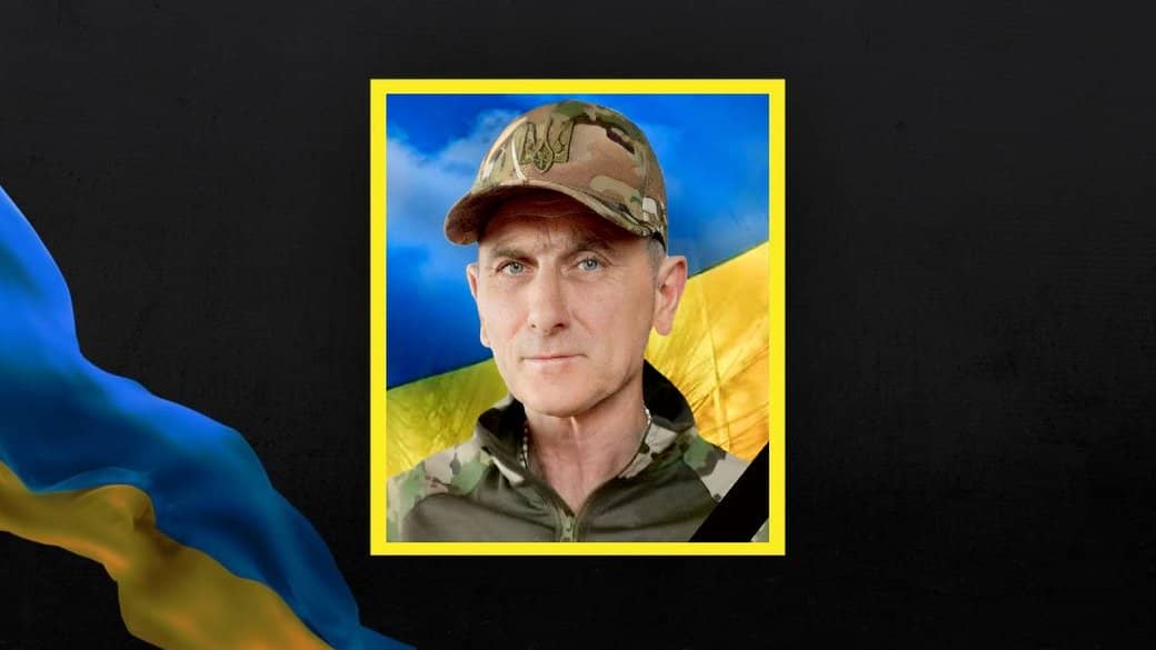 Герої не вмирають: Громади прощаються із загиблими воїнами на сході України