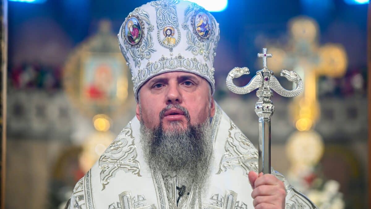 Материнська турбота в святковому вимірі: Вшанування Богородиці та матерів