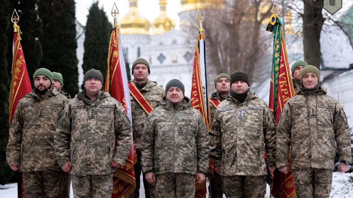 Духовне Свято та Почесні Відзнаки: Урочисте Освячення в Києво-Печерській Лаврі для Героїв Захисників України