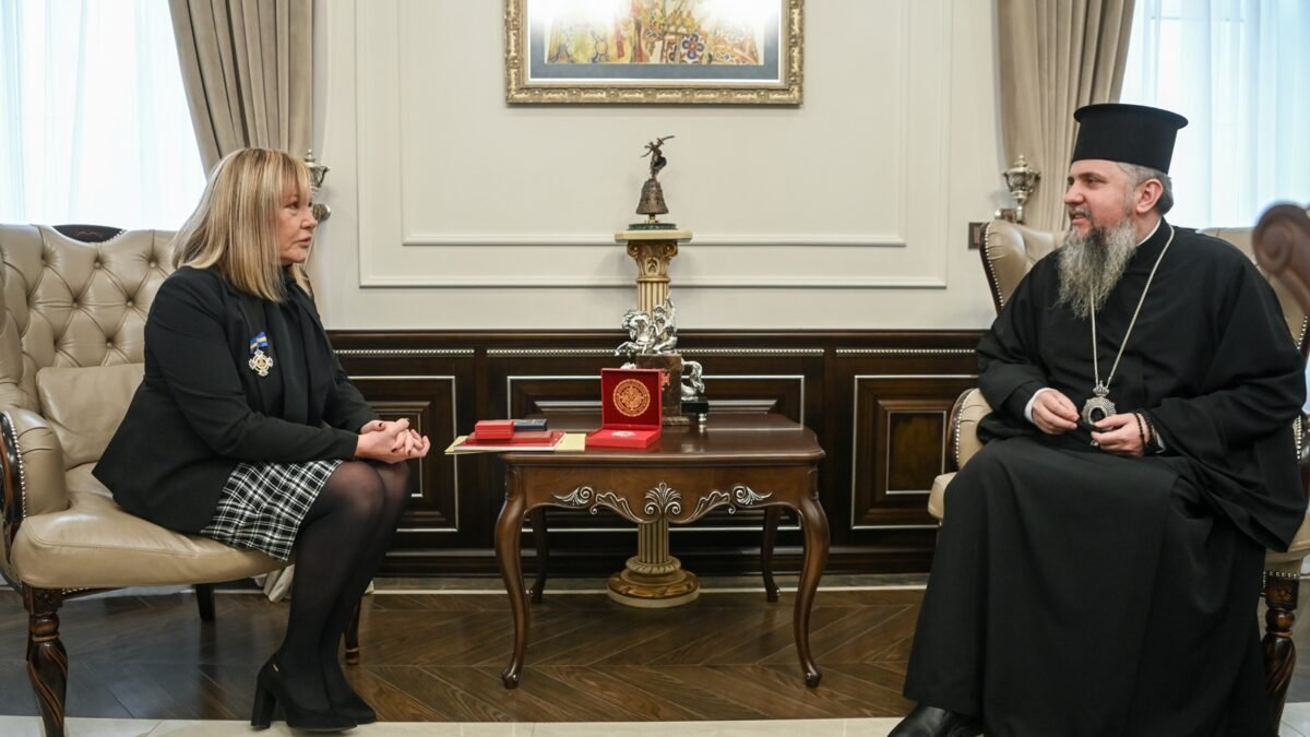 Предстоятель Київської Митрополії зустрівся з Послом Аргентини під час кризи в Україні