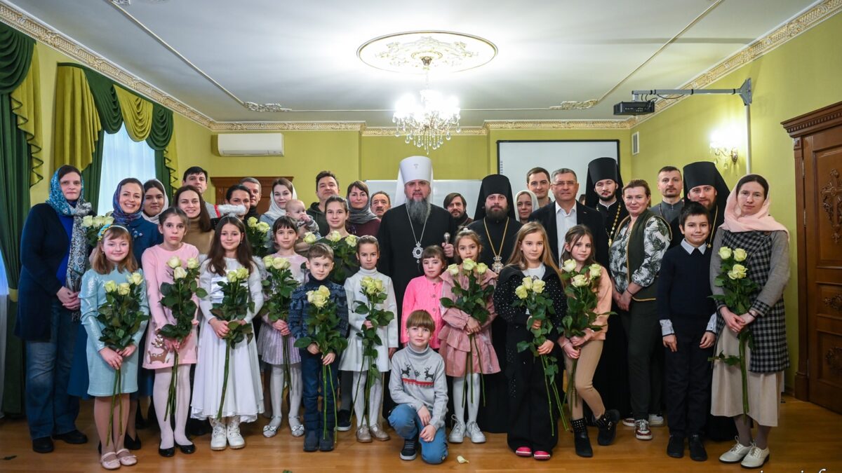 Релігійна освіта на новому рівні: Митрополит Епіфаній відкрив першу недільну школу у Києво-Печерській Лаврі