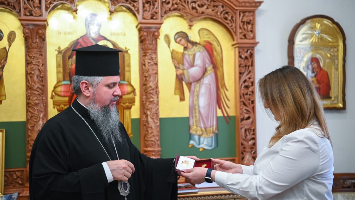Благословенна зустріч: Митрополит Епіфаній відзначив медичних служителів у Митрополичому домі