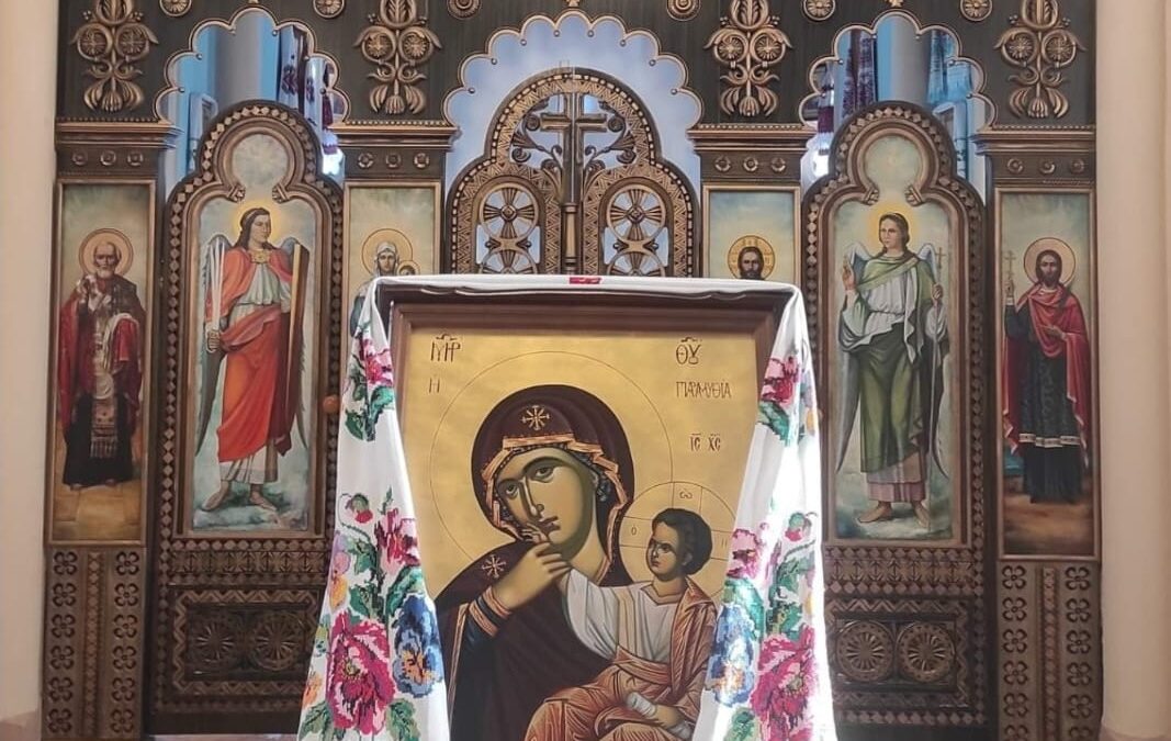 Святкове Богослужіння в Чернівцях: Чернівецько-Хотинська єпархія запрошує на вшанування Пресвятої Богородиці/Молитва