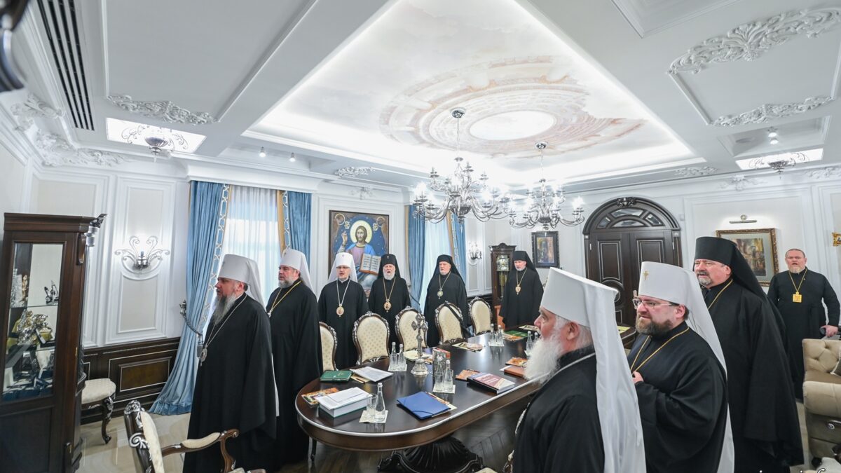 Засідання Священного Синоду: які зміни відбудуться у Дніпропетровській єпархії
