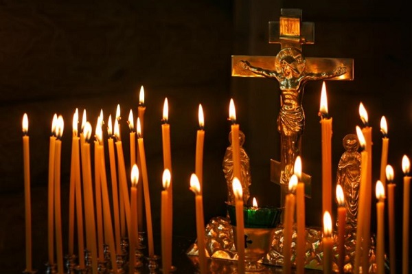 Свідчення з Писання: молитви за померлих виражають віру, надію та любов вірян