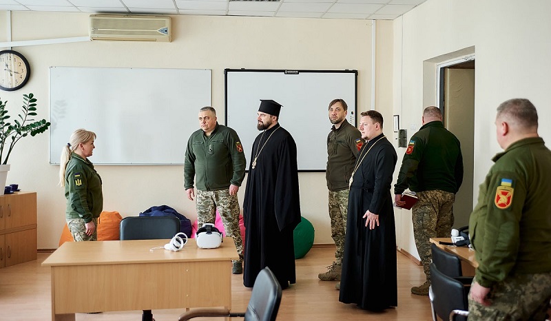 Підписання Меморандуму між Київською православною богословською академією та Військовим інститутом КНУ ім. Т.Г. Шевченка: Крок до розширення співпраці