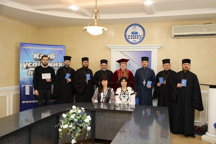 Урочисте вручення свідоцтв курсу з психології: спільні зусилля для підтримки воїнів та їх родин