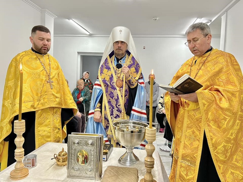 Духовна спільнота: Митрополит Нестор освятив та підтримав пансіонат