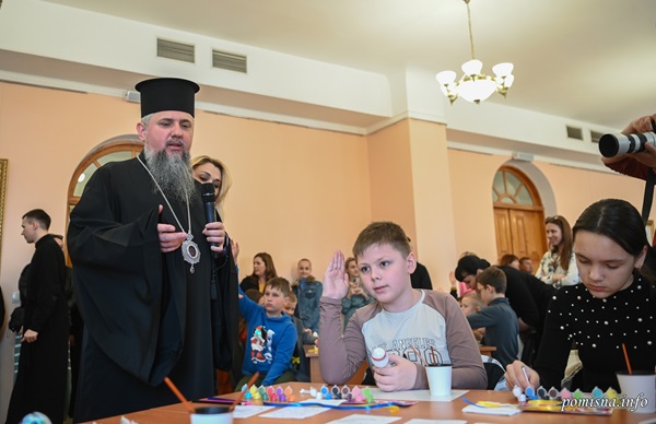 Предстоятель ПЦУ провів Великодню зустріч з дітьми військових