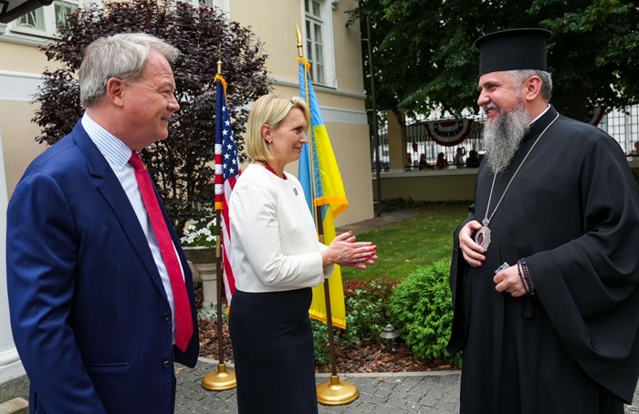Митрополит Епіфаній відвідав прийом у Посольстві США