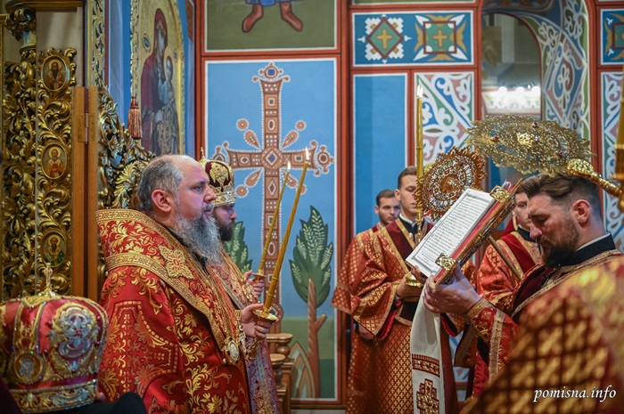 Свято-Михайлівський Золотоверхий собор об’єднав вірян у Всенічному бдінні