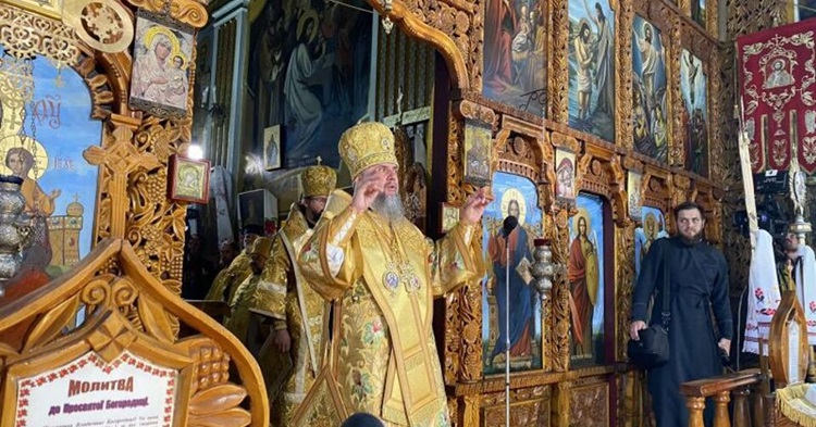 Перша літургія Митрополита Епіфанія у Кременчуці: духовне піднесення і надія