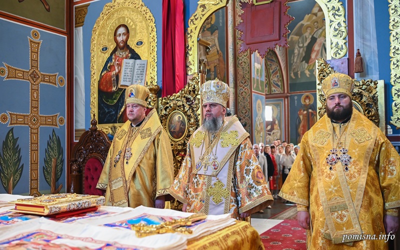 У Свято-Михайлівському Золотоверхому соборі Митрополит Епіфаній звершив молебень за Батьківщину