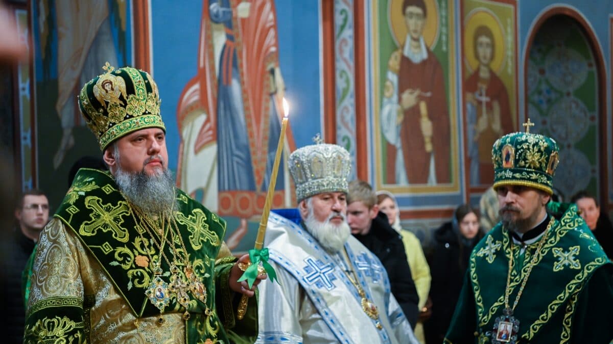 Всенічне бдіння у Києві: Блаженнійший Митрополит Епіфаній молиться за мир і злагоду в Україні