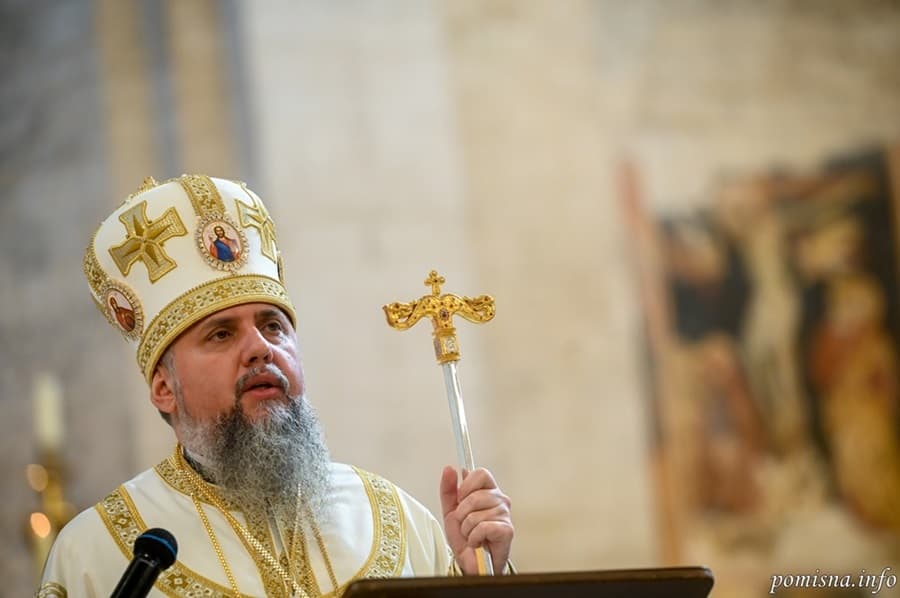 Божественна літургія у Барі: ПЦУ молиться біля мощей святителя Миколая
