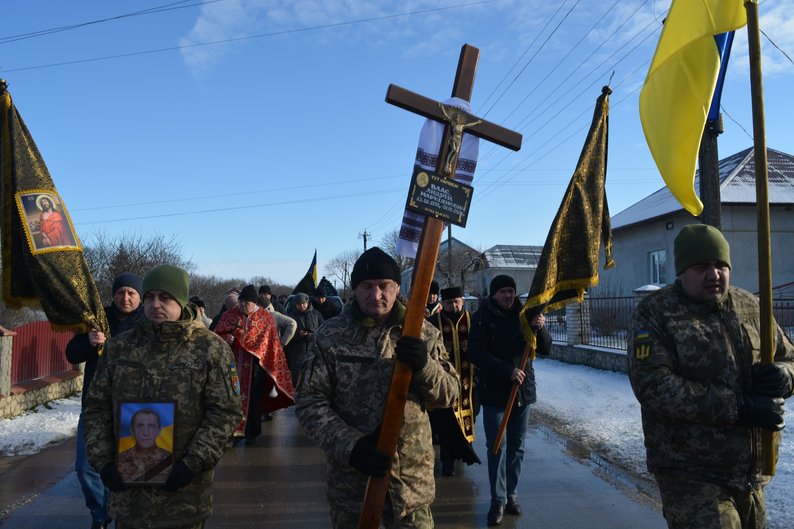 У Збаразькій громаді вшанували пам’ять померлого військовослужбовця Андрія Власа