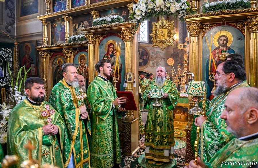 Предстоятель ПЦУ очолив святкове богослужіння у Свято-Феодосіївському монастирі столиці