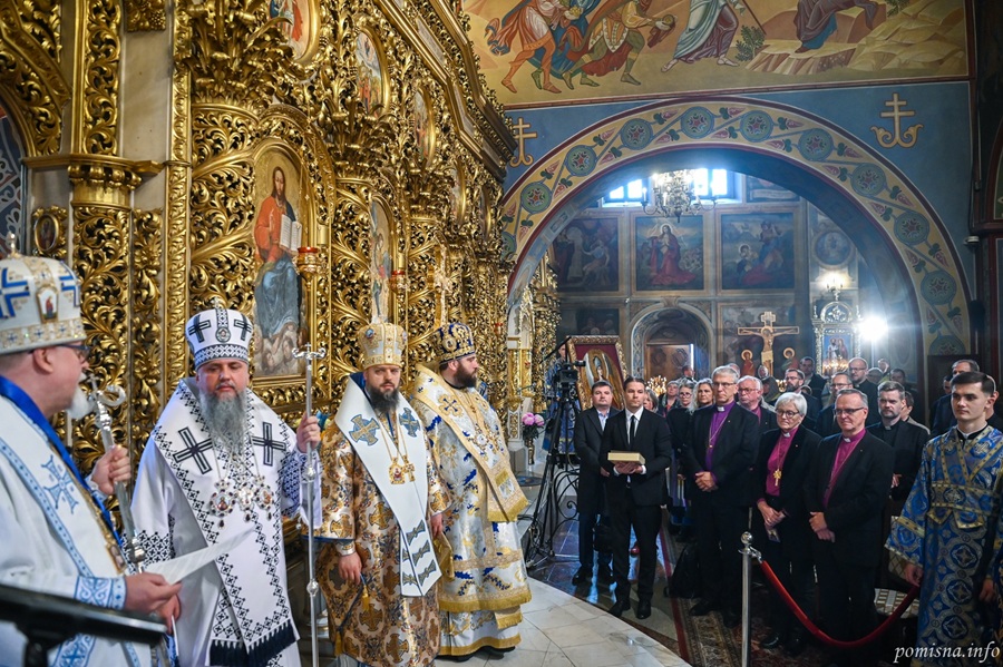 Покрова у столиці: молитви за Україну та вшанування героїв