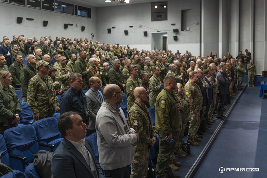Капелани України: ті, хто стоять поруч із воїнами на духовному фронті