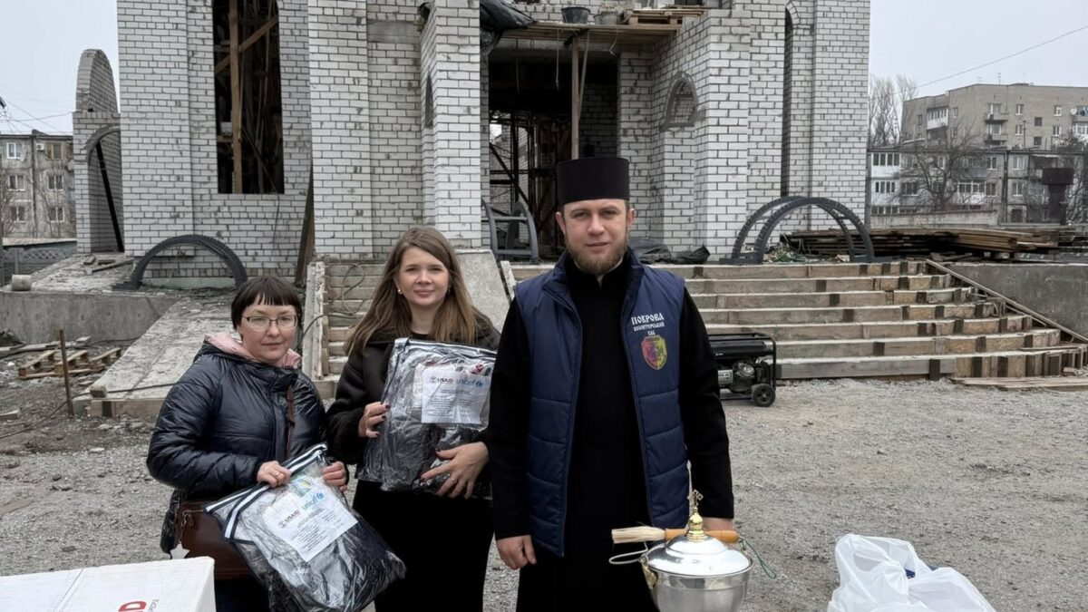 Тепло в малих розмірах: священик Феодосій Алісов – про допомогу крихітним дітям