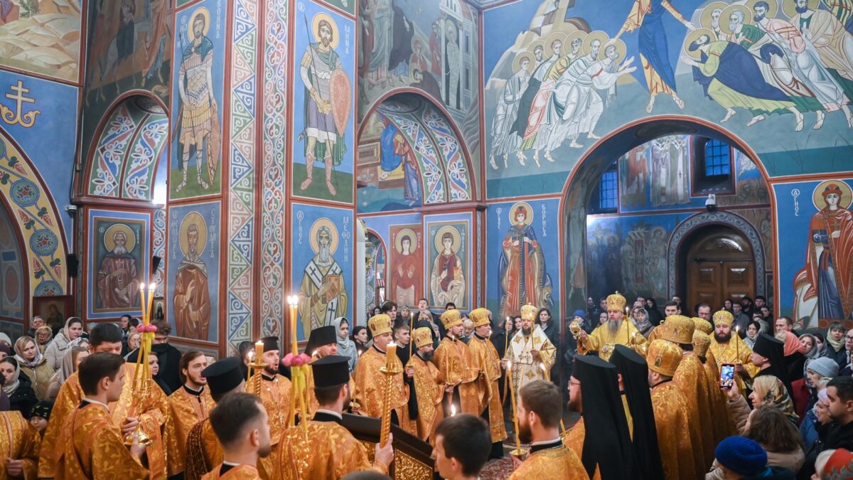 У Києві відбулося Всенічне бдіння на честь святителя Миколая