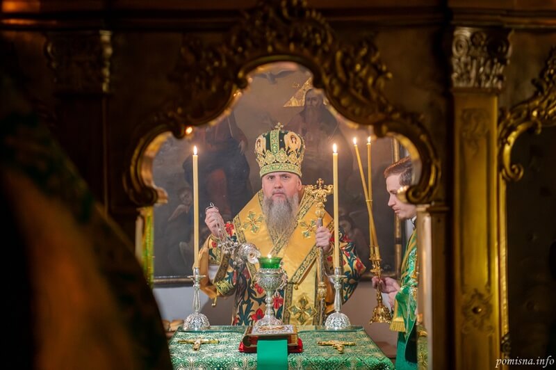 У підземному храмі Лаври звершено літургію в день пам’яті києво-печерського святого