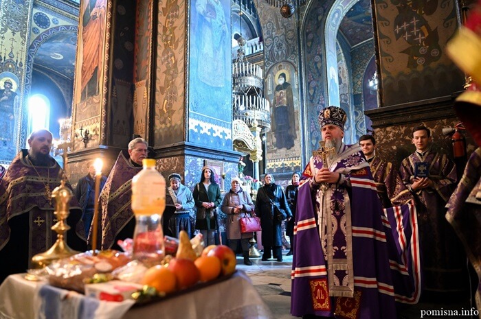 У Києві молилися до святої Варвари та за упокій Патріарха Філарета