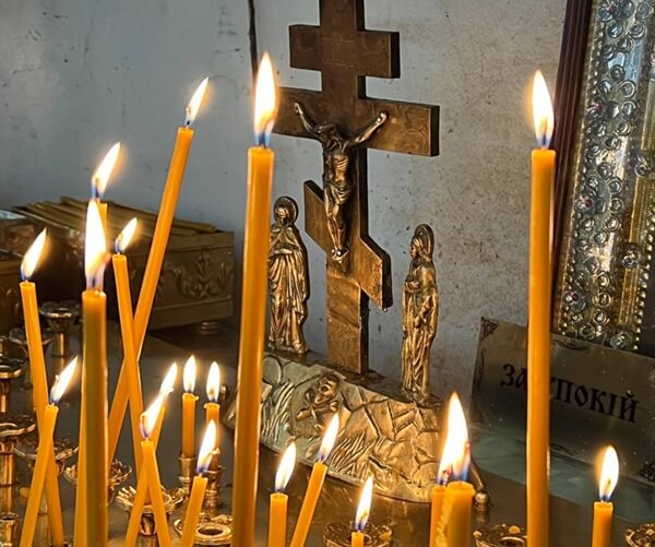 Чому не можна влаштовувати застілля на кладовищі і як правильно поминати рідних