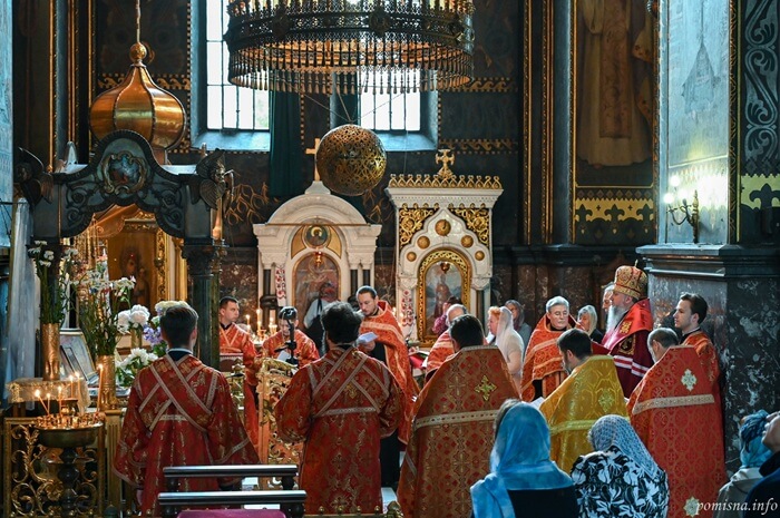 Молитва біля мощей святої Варвари: у Києві відбулося урочисте богослужіння