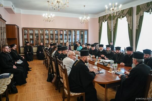 У Києві підбили підсумки навчального року в провідному закладі духовної освіти ПЦУ